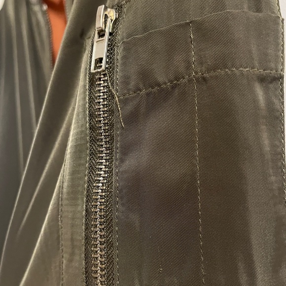 olive green jacket with orange inside - Picture 5 of 7